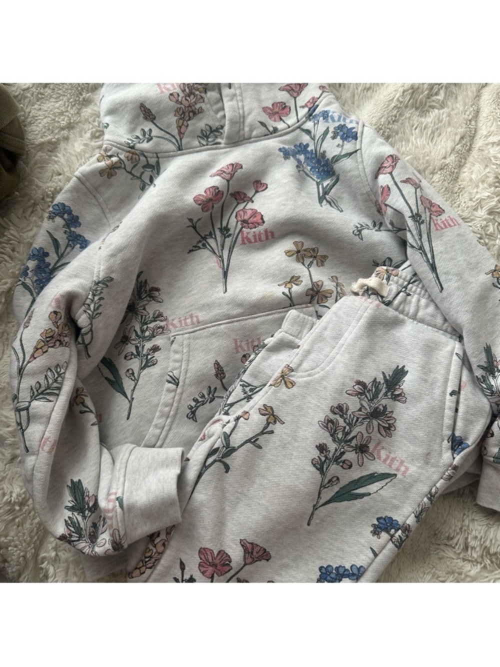 Kith Kids Floral Hoodie and Sweatpants Set - good condition